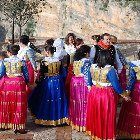 B&B La Ginestra Civita Kültér fotó
